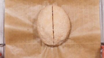 Low Carb Hüttenbrot mit Hüttenkäse: Backen