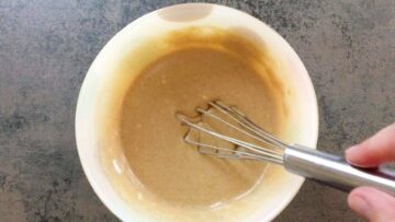 Low Carb Lebkuchen Tassenkuchen: Verrühren