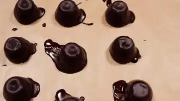 Low Carb Peanut Butter Cups ohne Zucker: Auftauen