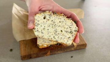 Low Carb Quarkbrot ohne Mehl: Schneiden