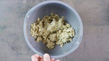 Müsiriegel ohne Zucker selber machen: Kneten