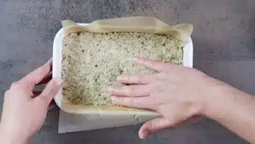 Müsiriegel ohne Zucker selber machen: Umfüllen