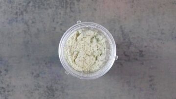 Müsiriegel ohne Zucker selber machen: Zerkleinern