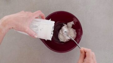 Protein Cookie Dough mit Hüttenkäse: Pürieren