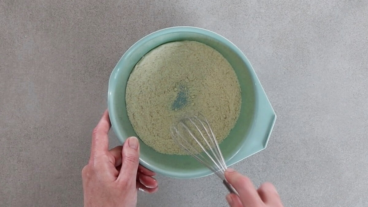 Protein Quarkpfannkuchen ohne Mehl: Mischen