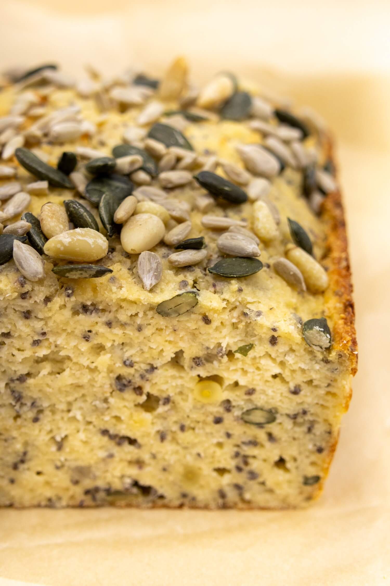 Brot ohne Mehl mit Quark und Ei zum Abnehmen